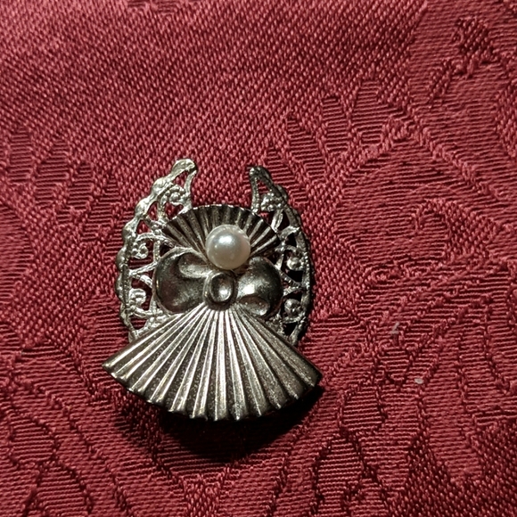 1996 AOL (Angel Of Love) Pin - Picture 1 of 2